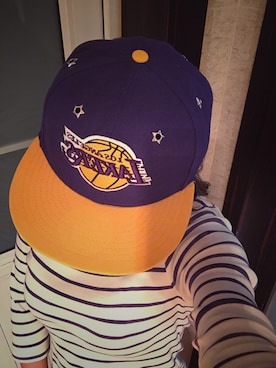 「NBA（エヌビーエー）のアイテム（キャップ）」を使った、Ying Heさん（レディース・167cm）の秋コーディネート