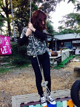 「コンバンース」｜「アイテム（その他シューズ）」を使った、misaki☆*さん（レディース・157cm）の秋コーディネート