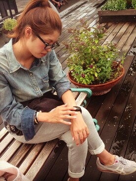 「Onitsuka Tiger（オニツカタイガー）のオニツカ♩（スニーカー、グレー系）」を使った、 KAEさん（レディース・165cm）の春コーディネート