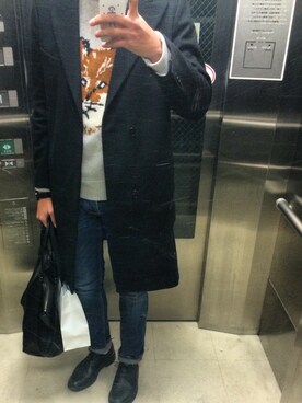 「MAISON KITSUNE」｜「アイテム（チェスターコート）」を使った、sakumaxさん（メンズ・180cm）の冬コーディネート