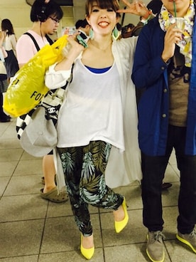 「アイテム（チューブトップ、ブルー系）」を使った、り☆ささん（レディース・156cm）の春コーディネート