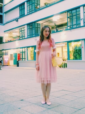 「Ted Baker（テッドベーカー）のアイテム（アクセサリー）」を使った、Katrina Cmさん（レディース・170cm）の夏コーディネート