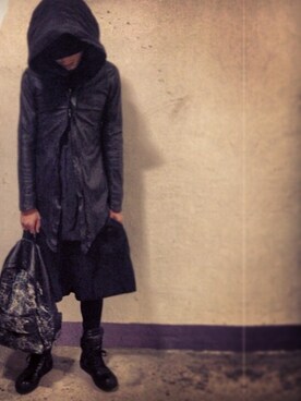 「RICK OWENS」｜「アイテム（ムートンコート）」を使った、stone cheungさん（メンズ・175cm）の冬コーディネート
