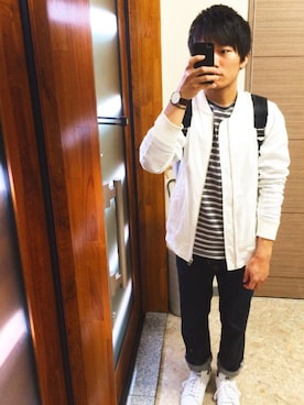 「アイテム（バングル/リストバンド）」を使った、kurioさん（メンズ・168cm・20代）の春コーディネート