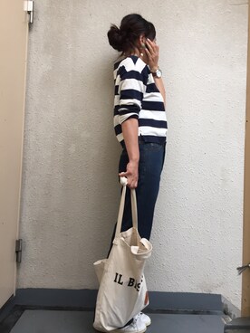 「大ぶりアクセサリー」｜「アイテム（スニーカー）」を使った、＊:)ayaさん（レディース・160cm）の秋コーディネート
