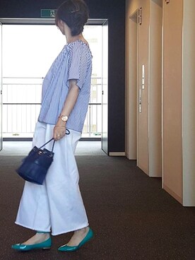 「Drawer（ドゥロワー）のアイテム（パンツ）」を使った、川上桃子さん（レディース・158cm）の夏コーディネート