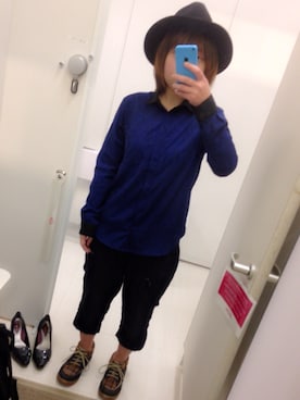 「GU（ジーユー）のアイテム（シャツ/ブラウス、ブルー系）」を使った、IKuMiさん（レディース・150cm）の冬コーディネート