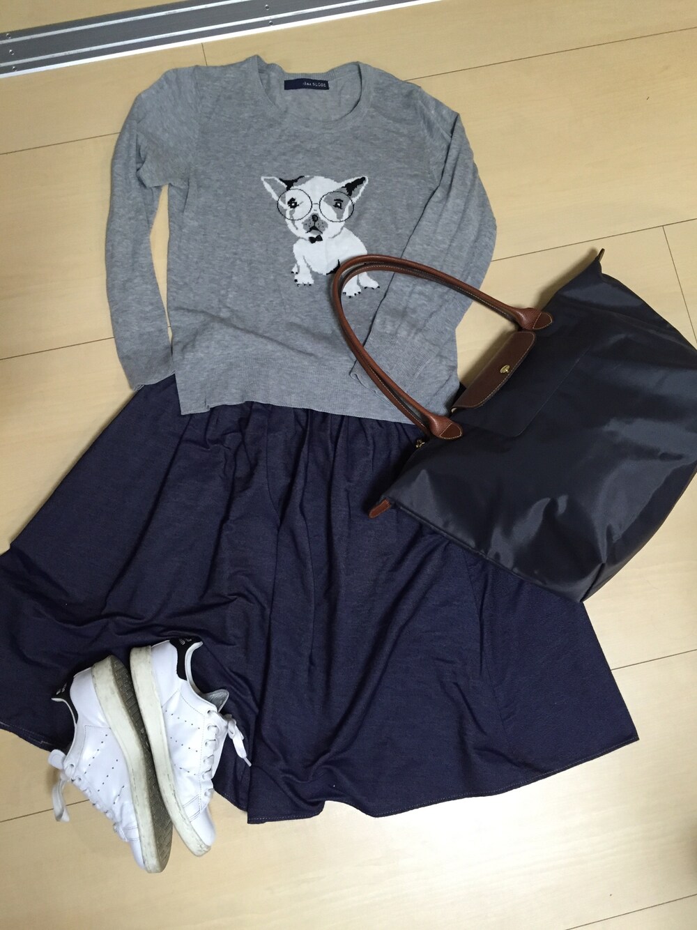 「イエナ、アクアガール(aquagirl)、ママコーデ、スタンスミス、ロンシャン、LONGCHAMP」｜「IENAのアイテム（ニット/セーター、グレー系）」を使った、パパリナン☺︎さん（レディース・158cm）の秋コーディネートの1枚目の写真