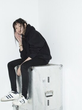 山本奈衣瑠さんのコーディネート