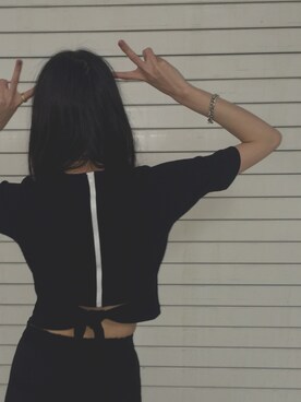 山本奈衣瑠さんのコーディネート