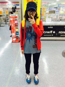 「古着のアイテム（Cardigans、レッド系）」を使った、yamaさん（レディース・160cm）の夏コーディネート