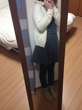 「パーカー  ユニクロ（パーカー、ホワイト系）」を使った、そららん。さん（レディース・159cm）の春コーディネート