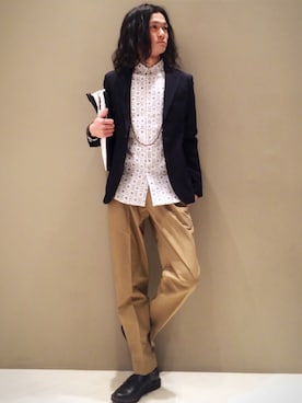 「アイテム（クラッチバッグ）」を使った、ひなさんさん（メンズ・171cm）の春コーディネート