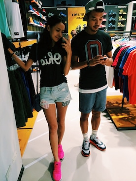 「NIKE（ナイキ）の#nike #lunarglide6（スニーカー、ピンク系）」を使った、_sさん（レディース・163cm）の秋コーディネート