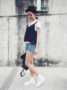 「chasingeverydaybeautyのアイテム（デニムパンツ、ブルー系）」を使った、_sさん（レディース・163cm）の春コーディネート