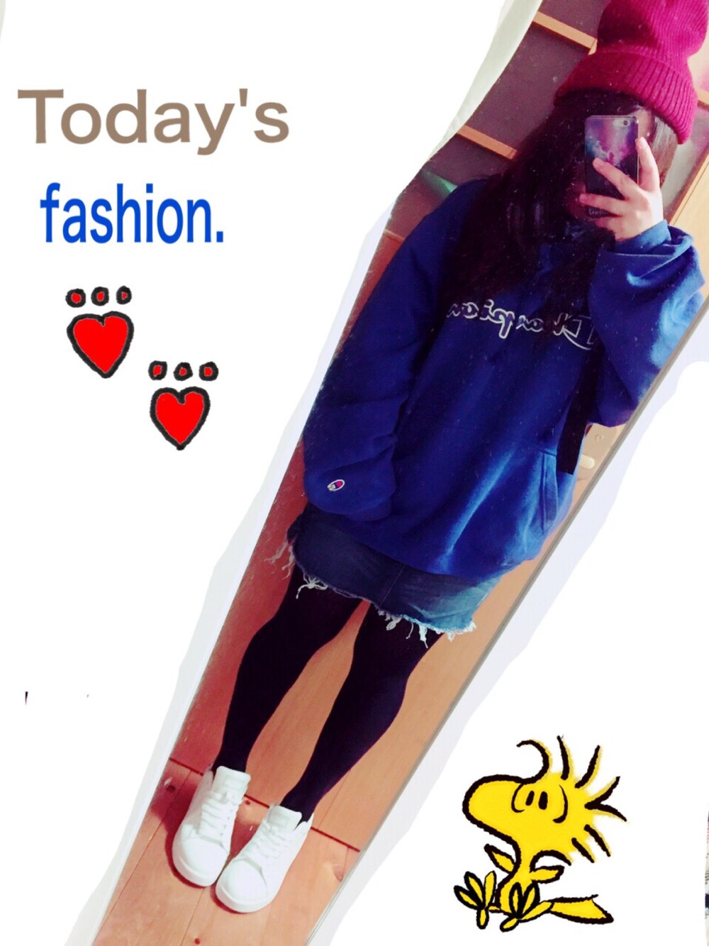 「カジュアル、ニット帽、Champion、champion パーカー、デニムスカート」｜「Championのアイテム（パーカー、ブルー系）」を使った、あいたん(∗•ω•∗)さん（レディース・146cm）の秋コーディネートの1枚目の写真
