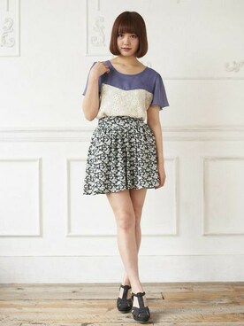 野口慈子さんのコーディネート