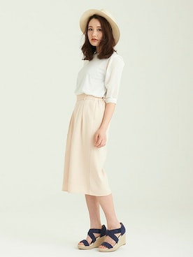 野口慈子さんのコーディネート