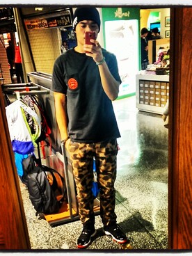 「#supreme」｜安格斯さん（メンズ・187cm）の春コーディネート