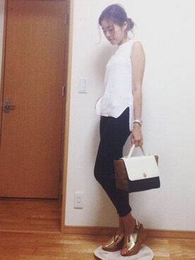 「ROBERTA GANDOLFI（ロベルタガンドルフィ）のアイテム」を使った、kasumi さん（レディース・163cm）の夏コーディネート