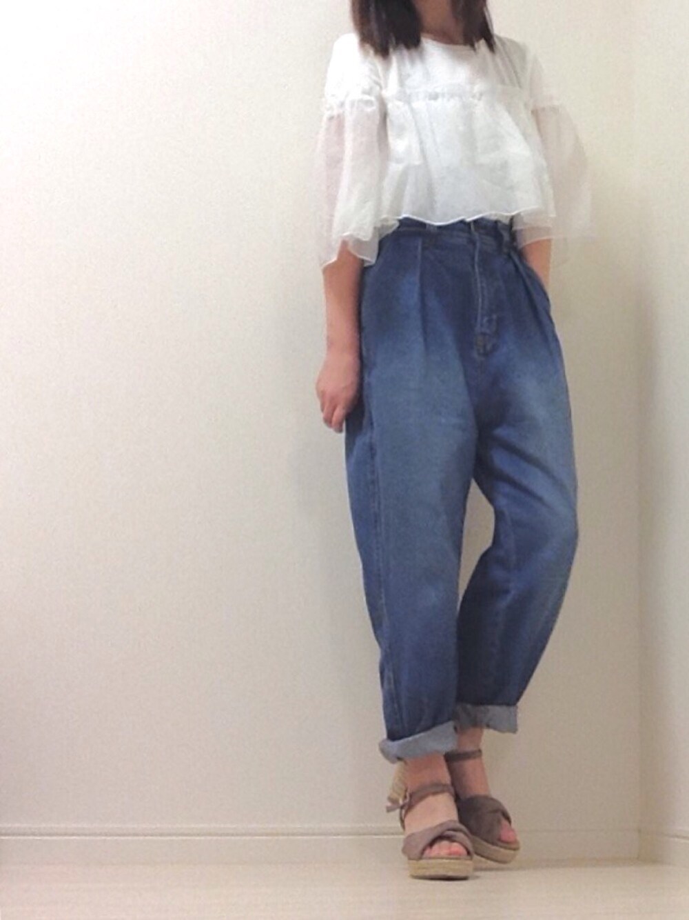 「GUのアイテム（デニムパンツ、ブルー系）」を使った、ｓｈｉｎさん（レディース・145cm）の夏コーディネートの1枚目の写真