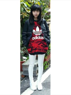 「adidas（アディダス）のアイテム（スウェット）」を使った、121さん（レディース・162cm）の冬コーディネート