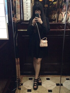 「Marc by Marc Jacobs（マークバイマークジェイコブス）のアイテム（PC・スマホグッズ/家電）」を使った、gggridさん（レディース・163cm）の秋コーディネート