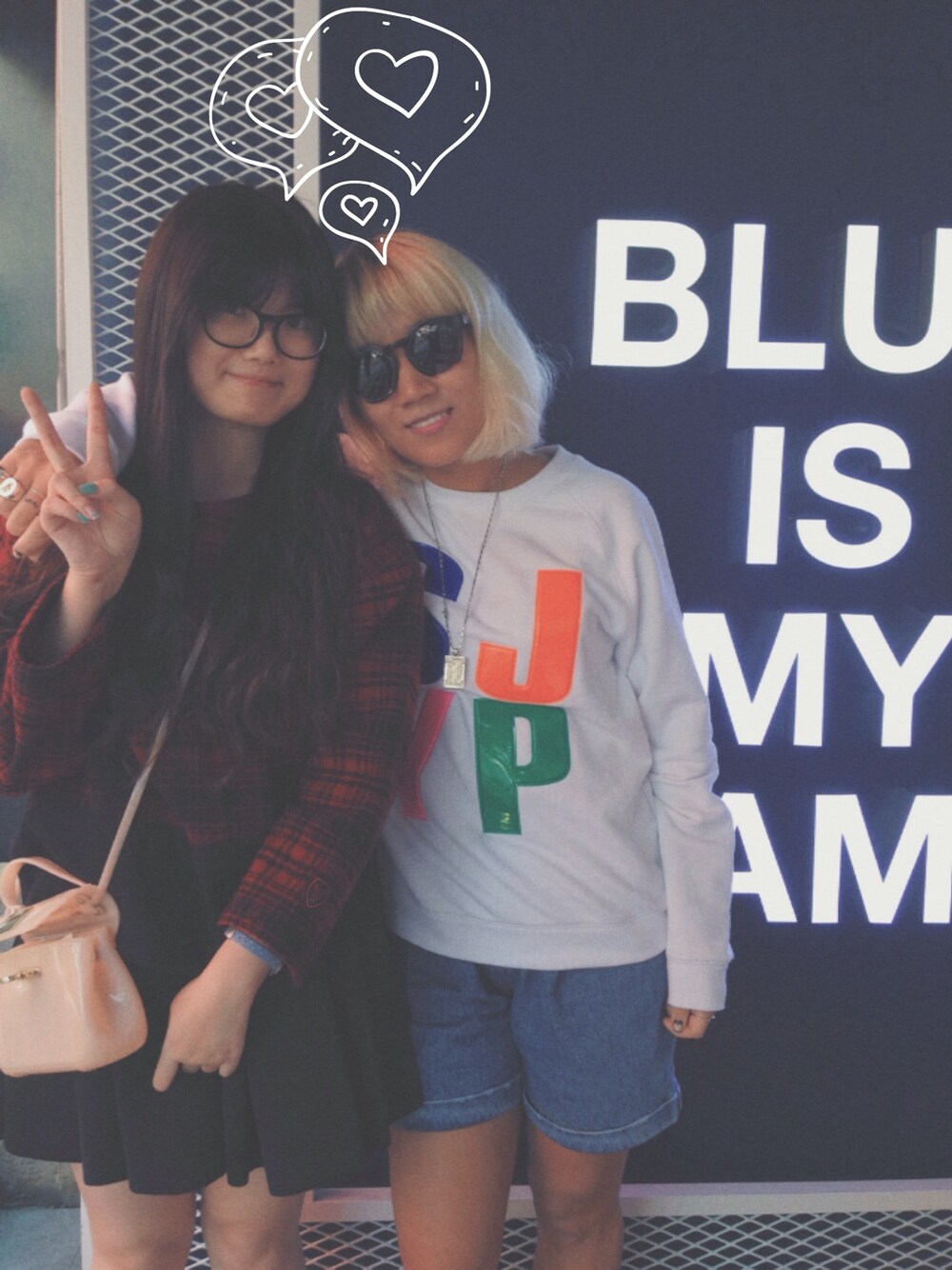 「SJYP」｜「Steve J ＆Yoni Pのアイテム（パーカー、レッド系）」を使った、gggridさん（レディース・163cm）の秋コーディネートの1枚目の写真