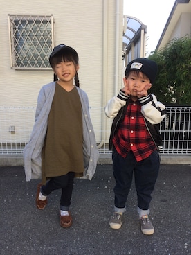 「アイテム（モカシン/デッキシューズ、ブラウン系）」を使った、emi_mitoさん（キッズ・110cm）の秋コーディネート