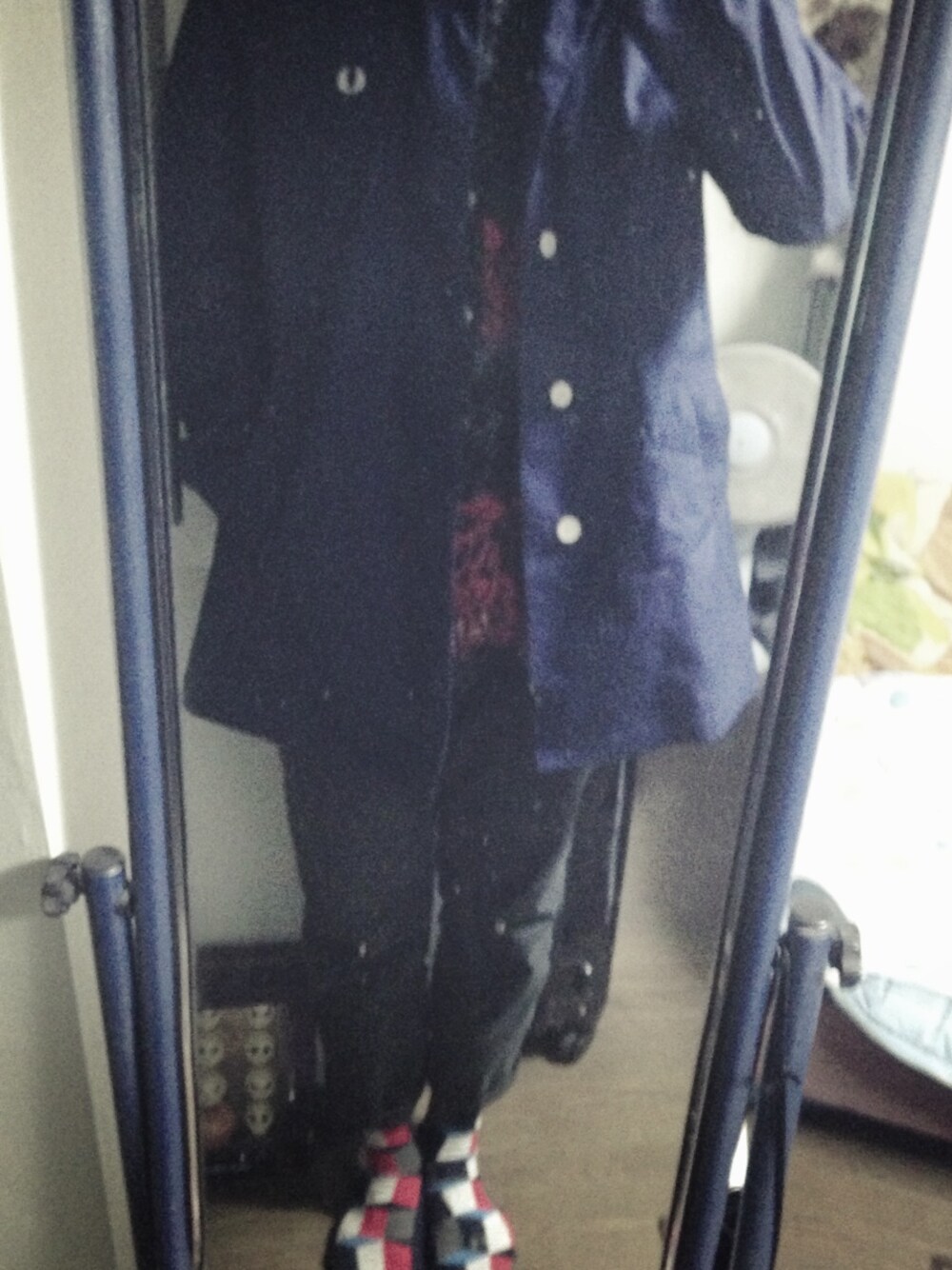 「FRED PERRYのステンカラーコート（ステンカラーコート、ブルー系）」を使った、 kento kamaharaさん（メンズ・176cm）の春コーディネートの1枚目の写真
