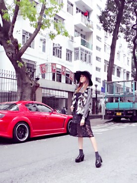 「H&M（エイチ・アンド・エム）のアイテム（ハット、ブラック系）」を使った、Cady Lamさん（レディース・170cm）の春コーディネート