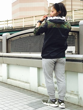 「XLARGE（エクストララージ）のアイテム（ブルゾン）」を使った、アッコさん（レディース・152cm）の春コーディネート