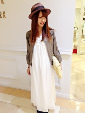 「laboratory work（ラボラトリーワーク）のレーヨン刺繍ワンピース（ワンピース、ホワイト系）」を使った、saori.mさん（レディース・158cm）の夏コーディネート