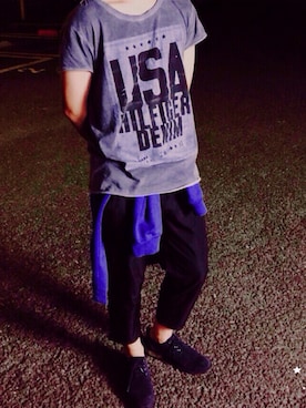 「HILFIGER DENIM（ヒルフィガーデニム）のアイテム（Tシャツ/カットソー）」を使った、Ginotamさん（メンズ・173cm）の秋コーディネート