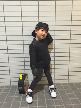 「ZARA（ザラ）のアイテム（ノーカラージャケット）」を使った、Rさん（キッズ・100cm）の秋コーディネート