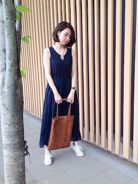 「Auntie Rosa Holiday（アンティローザホリデー）のアイテム（トートバッグ、ブルー系）」を使った、kanaさん（レディース・153cm）の春コーディネート