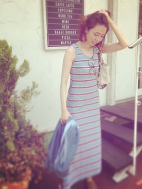 「Auntie Rosa Holiday（アンティローザホリデー）のアイテム（ワンピース、ブルー系）」を使った、kanaさん（レディース・153cm）の夏コーディネート
