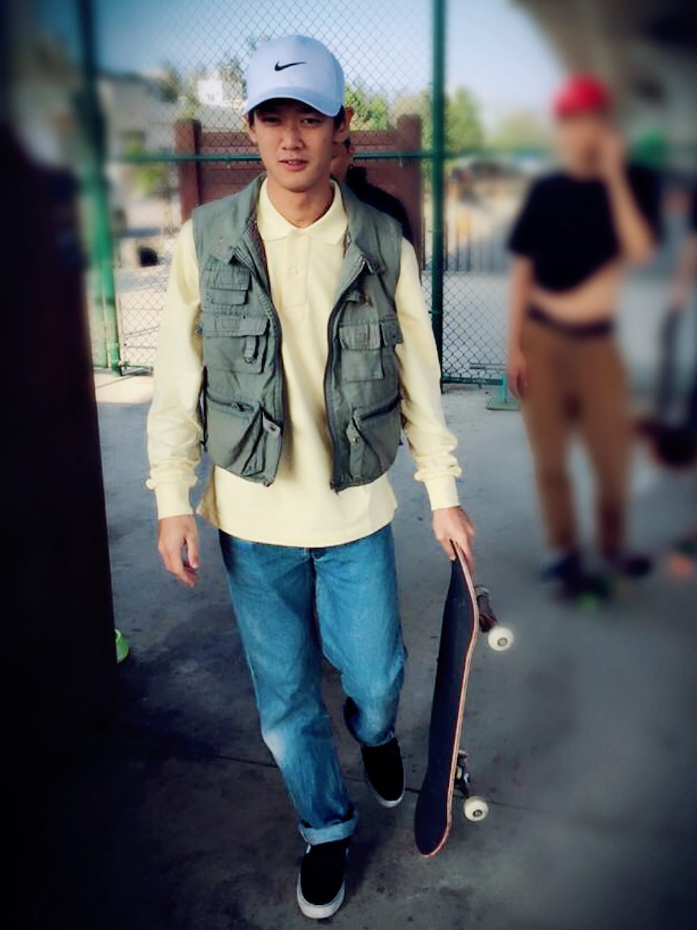 「NIKE SBのアイテム（シューズ、ブラック系）」を使った、Adam Chenさん（メンズ・175cm）の冬コーディネートの1枚目の写真