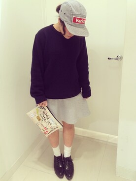「UNIQLO（ユニクロ）のアイテム（ニット/セーター、ブルー系）」を使った、moedaさん（151cm）の冬コーディネート
