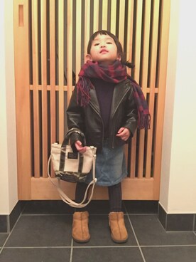 「Lee（リー）のアイテム（スカート）」を使った、R kichiさん（キッズ・90cm）の冬コーディネート
