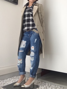 「A.P.C.（アーペーセー）のアイテム（トレンチコート）」を使った、takakoさん（レディース・157cm）の春コーディネート