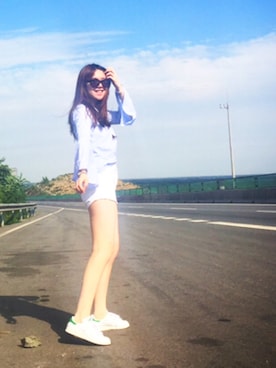 「ZARA（ザラ）のアイテム（Tシャツ/カットソー、ブルー系）」を使った、SuperTaoさん（レディース・172cm）の秋コーディネート