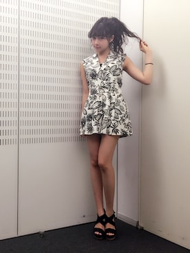 「LAGUNAMOON（ラグナムーン）のアイテム（オールインワン・サロペット）」を使った、村瀬紗英さん（レディース・159cm）の夏コーディネート