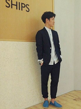 「アイテム（サンダル、ブルー系）」を使った、渡邊さん（メンズ・172cm）の春コーディネート