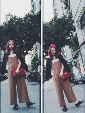 「アイテム（つなぎ/オールインワン、ベージュ系）」を使った、Tomoさん（レディース・160cm）の秋コーディネート