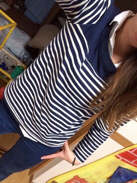 「RAGOUTのアイテム（Tシャツ/カットソー、ブルー系）」を使った、りおさん（レディース・163cm）の秋コーディネート