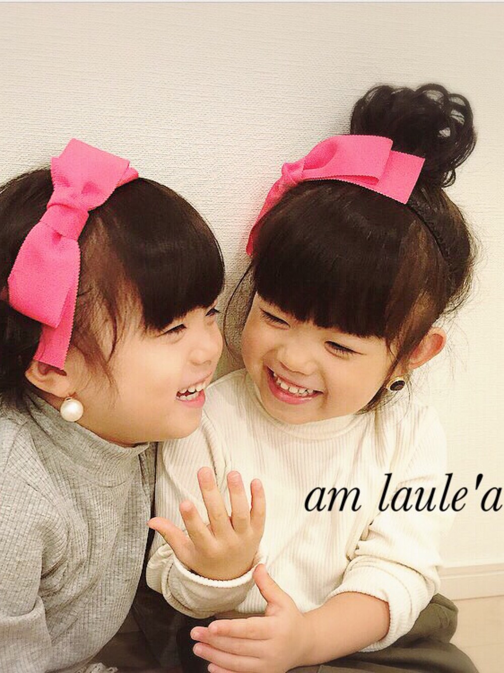 「カチューシャ、リボン、ヘアアクセ、女の子、子供服、韓国子供服、キッズコーデ、プチプラ」｜「am lauleaのアイテム（カチューシャ、ピンク系）」を使った、アム ラウレアさん（キッズ・100cm）の秋コーディネートの1枚目の写真