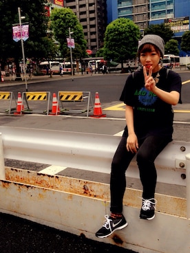 「BLK DNM（ブラックデニム）のアイテム（パンツ）」を使った、くりりんさん（レディース・156cm）の夏コーディネート