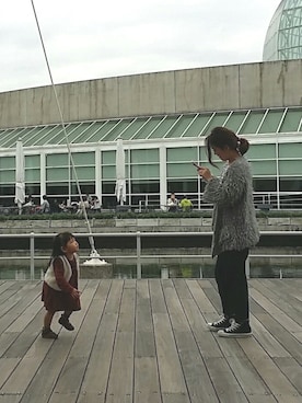 「BORNY（ボルニー）のアイテム（トップス）」を使った、cocoさん（キッズ・90cm）の秋コーディネート