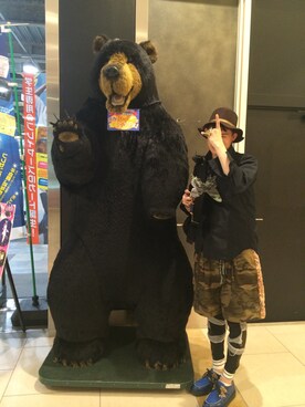 「カモ柄」｜「アイテム（その他シューズ）」を使った、やんねさん（メンズ・180cm）の春コーディネート